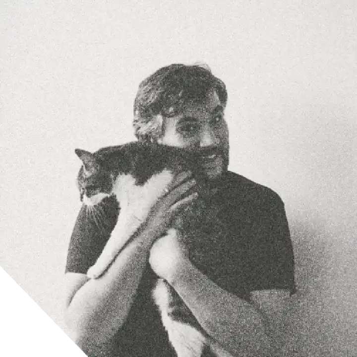 Photo de {{ member.name }}